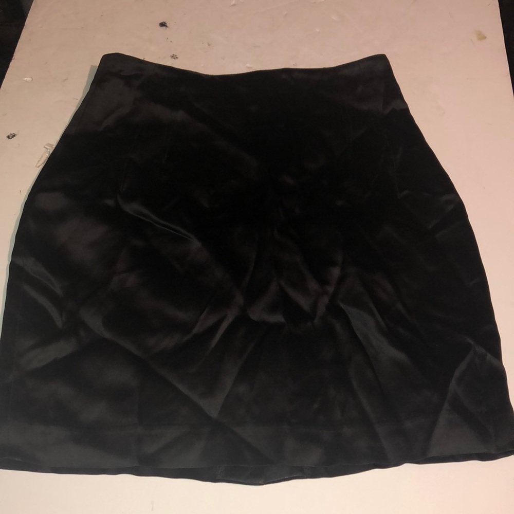 Black skirt